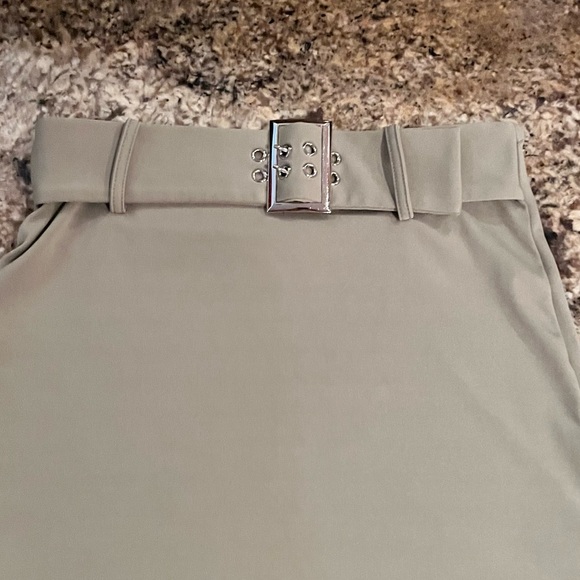 Free From Label Belted Mini Skirt & Halter Top Set - Picture 12 of 14